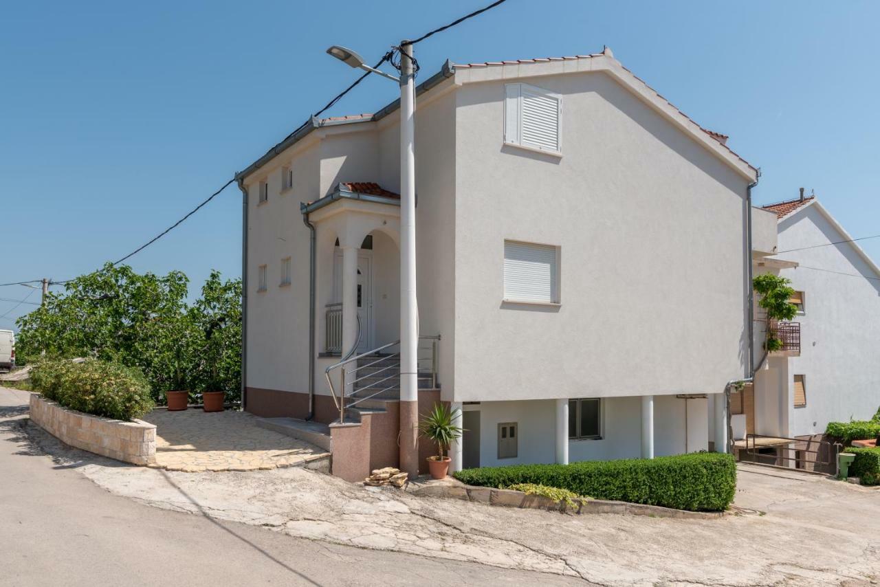 Apartman Dominik Trogir Eksteriør billede